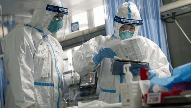بينهم وزير سابق.. وزارة الصحة الماليزية تتحقق من إصابات محتملة بفيروس كورونا