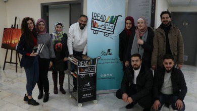 دكتور خالد غطاس يقود عربة الأمل.. "read انت ومريض"