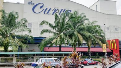 الإبلاغ عن إصابة أحد موظفي مركز The Curve التجاري بكوفيد-19