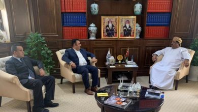 رئيس غرفة تجارة وصناعة عمان يلتقي وفد جمعية رجال الأعمال المصريين العمانيين