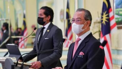 الحكومة الماليزية تبرر سبب اختيار رئيس الوزراء كأول من يتلقى لقاح كورونا