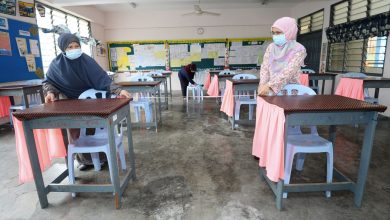 لتأمين عودة المدراس.. الحكومة الماليزية تدرج المعلمين في المرحلة الأولى من التطعيم