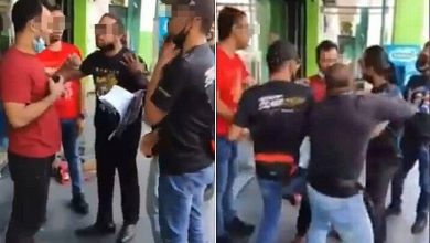 الشرطة الماليزية تلاحق عدة أشخاص بعد فيديو اعتداء جماعي على أحد الأجانب