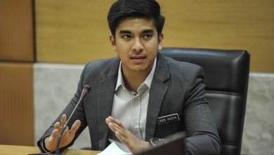 على خلفية فيديو ناقد.. شرطة كوالالمبور تحقق مع وزير الشباب السابق