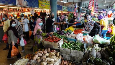 وزارة التجارة الماليزية تلغي قرار التواجد داخل الأسواق لساعتين فقط