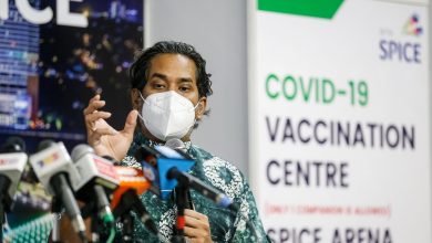 ماليزيا تحقق هدف 150 ألف لقاح يومياً وإمدادات جديدة خلال أيام