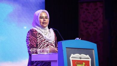 وزارة التعليم العالي الماليزية تدعو الجامعات إلى تخفيض رسومها الدراسية