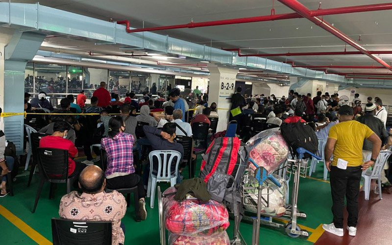 تكدس في مطار كوالالمبور قبل أيام من انتهاء برنامج العودة الطوعية للأجانب