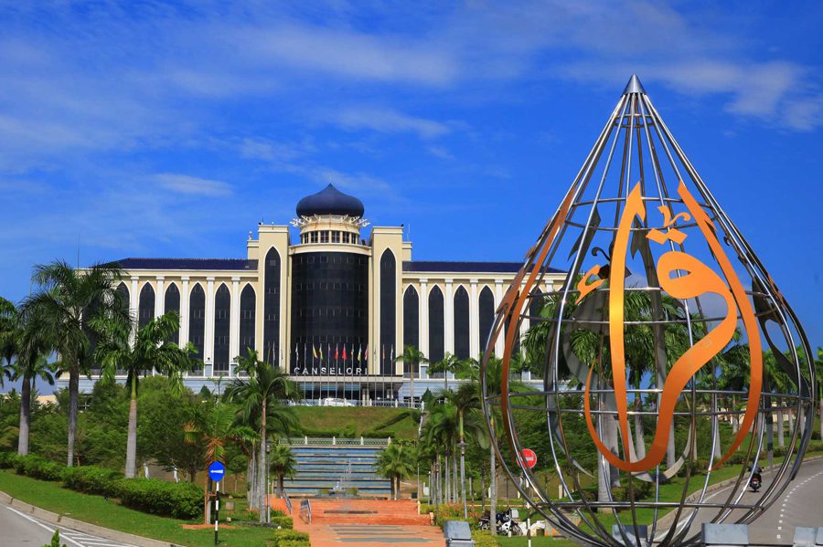 جامعة USIM الماليزية تطلق أول تطبيق قرآني خاص بفئة الصم