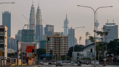 اعتقلت 5 مدراء.. مكافحة الفساد تكشف عن اختلاس من مشروع حكومي بقيمة 2.3 مليار رينجيت 