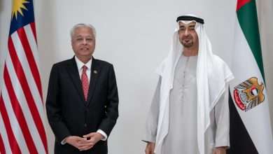 رئيس الوزراء الماليزي يلتقي برئيس الإمارات في العاصمة أبو ظبي