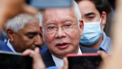 تأجيل محاكمة 1MDB بعد نقل نجيب رزاق إلى المستشفى