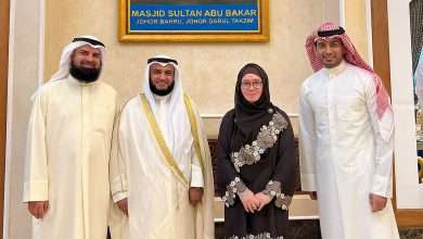 ملكة ماليزيا تستقبل الشيخ مشاري العفاسي في القصر الملكي