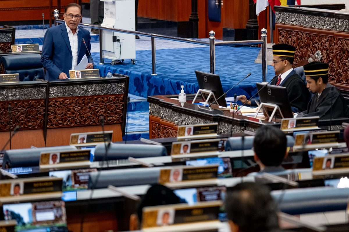 أنور: 1.6 مليون رنجيت نفقات صيانة سيارات الوزراء ما بين 2020 و2022