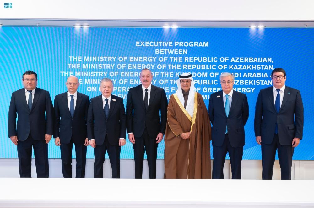 كازاخستان وأذربيجان وأوزبكستان توقع اتفاقية استراتيجية لتكامل الطاقة الخضراء