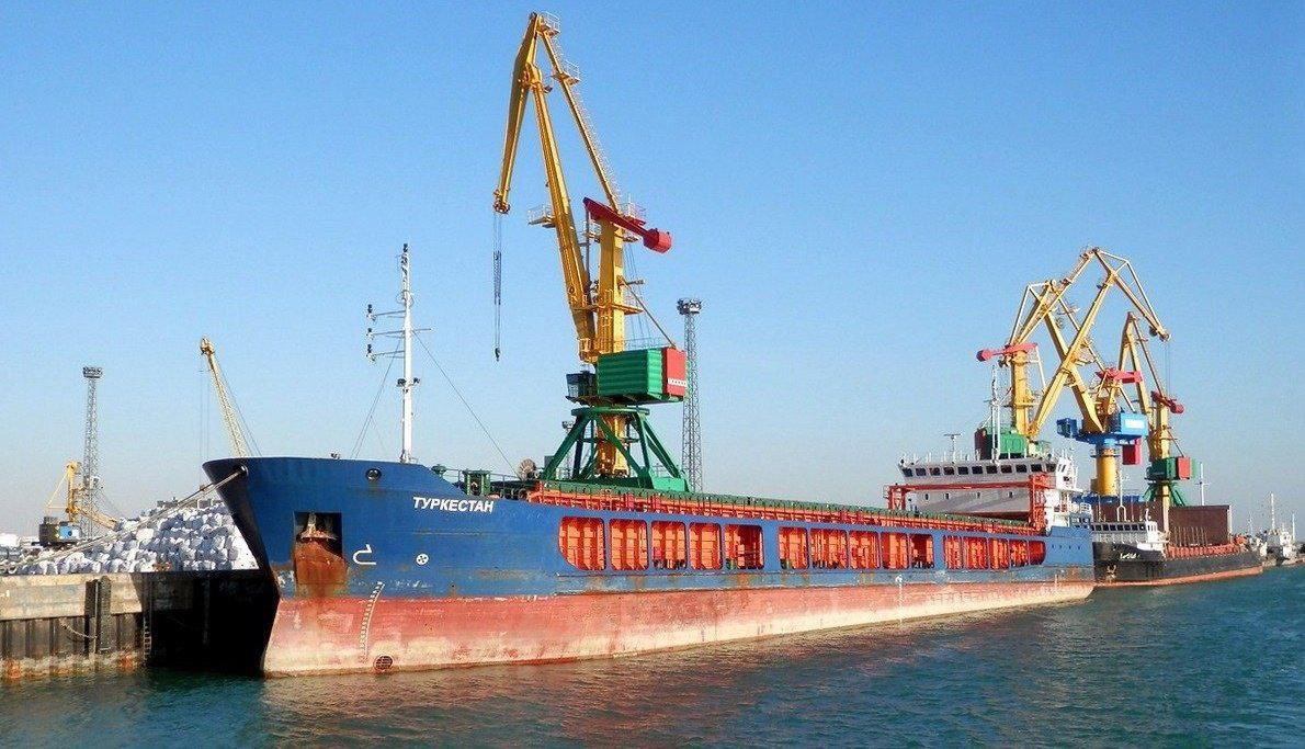 كازاخستان تستهدف 2.5 مليون حاوية سنويًا، وعبور 74 مليون طن بحلول عام 2030